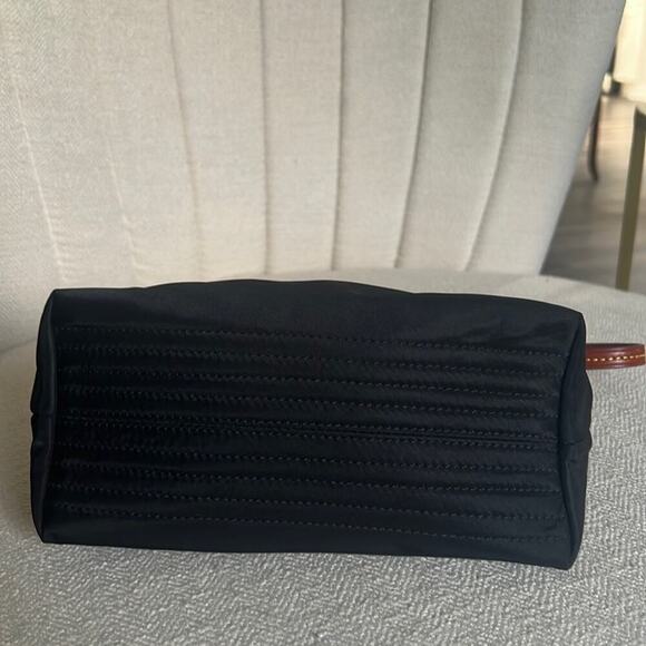 Dooney & Bourke Women’s Casual Black Nylon and Leather Handbag - Picture 2 of 16